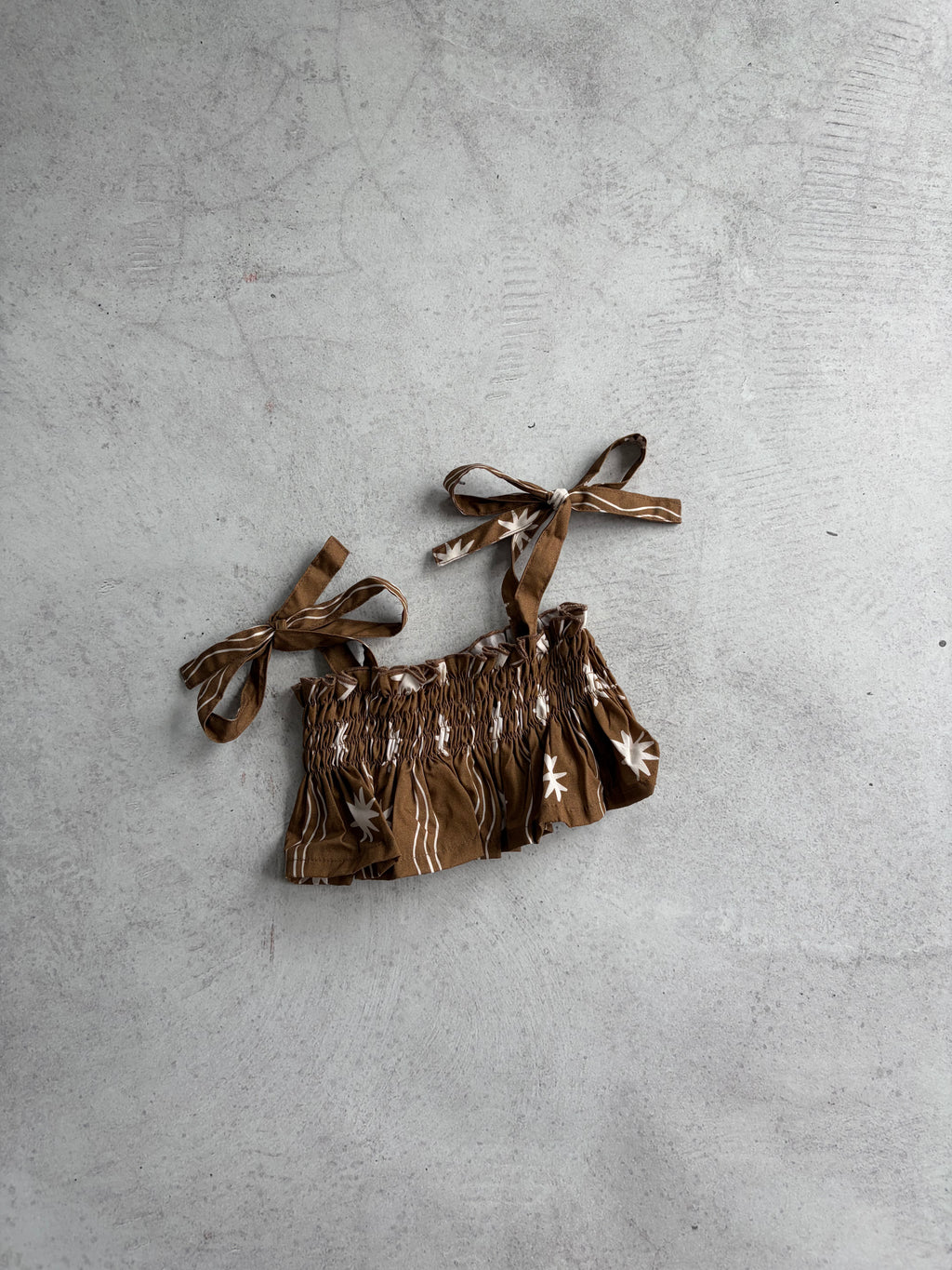 TIE CROP - EARTH STAR