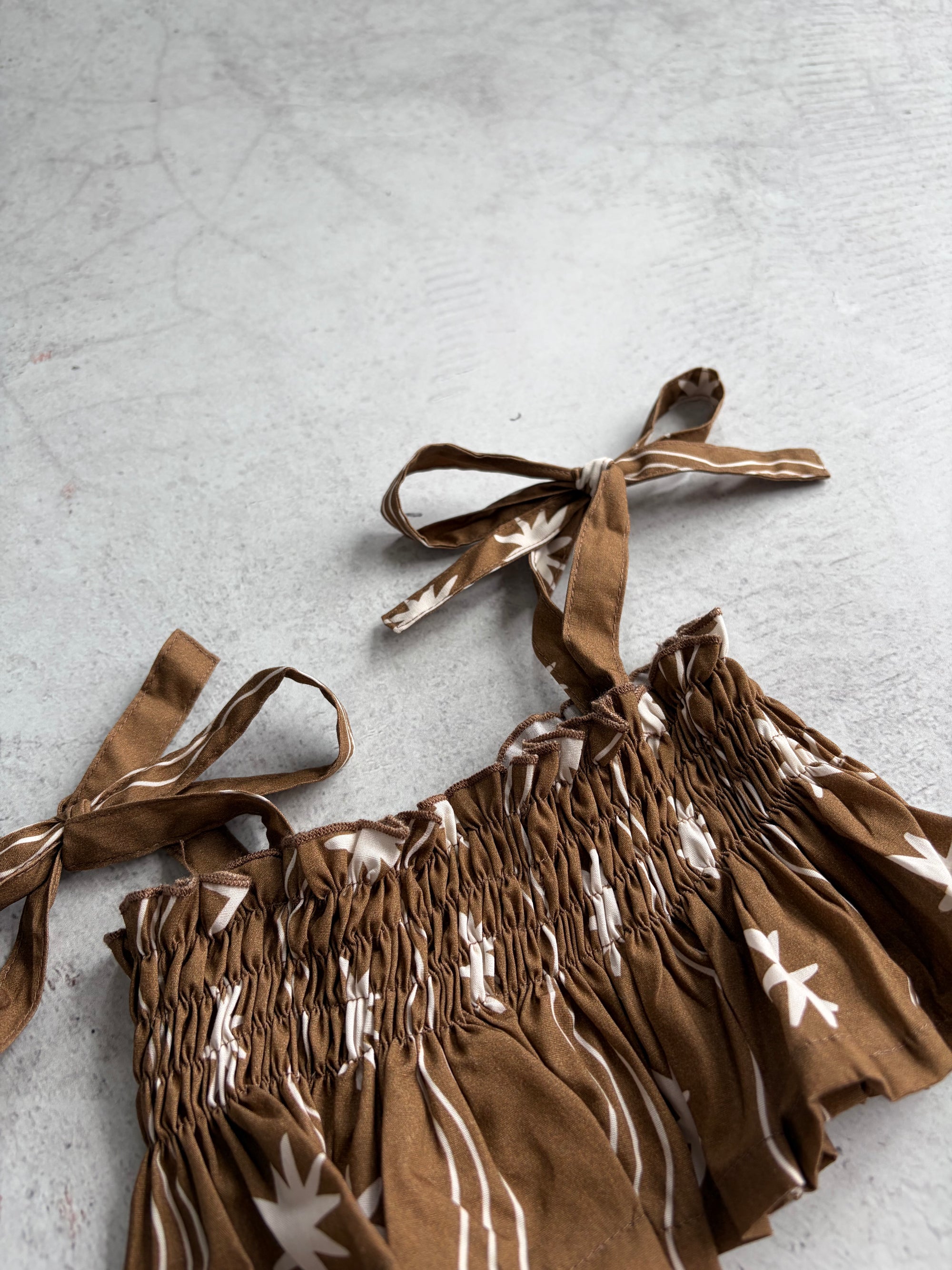 TIE CROP - EARTH STAR